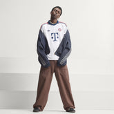 Camisa do Bayern de Munique 2026/27 II - Jogador