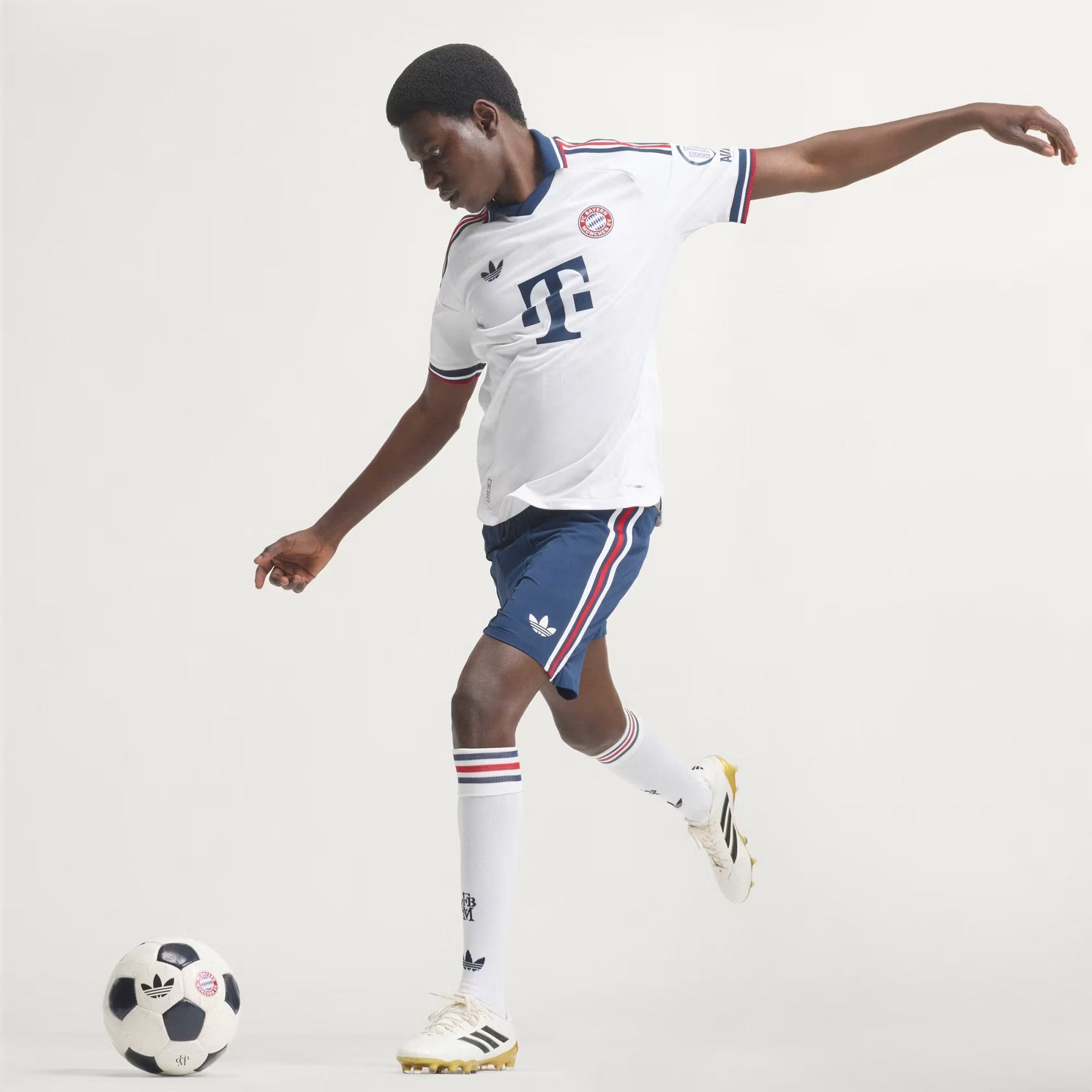 Camisa do Bayern de Munique 2026/27 II - Jogador