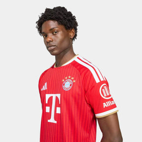 Camisa Bayern de Munique I 2026/27 Torcedor Masculino