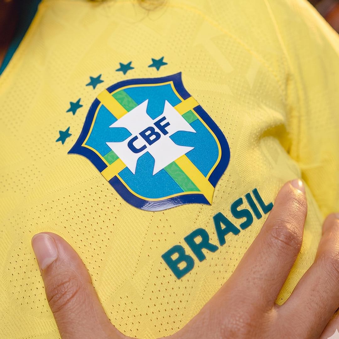 Camisa Seleção Brasileira Titular 26-27 Player - Feminina