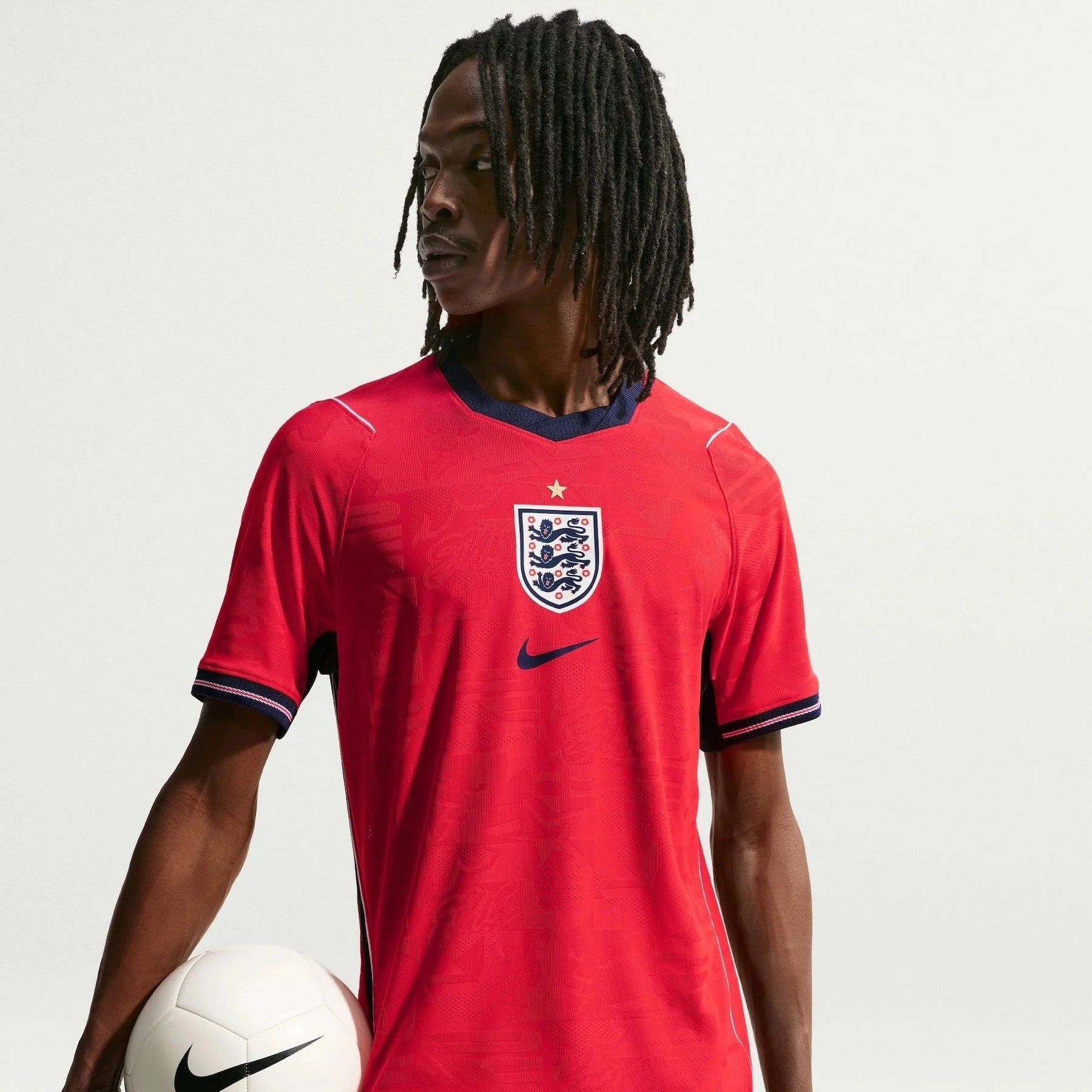 Camisa Futebol Inglaterra Copa do Mundo 2026 II Torcedor Vermelha Masculina