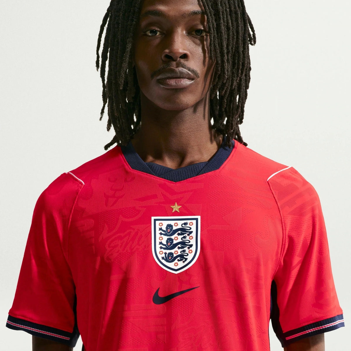 Camisa Futebol Inglaterra Copa do Mundo 2026 II Torcedor Vermelha Masculina